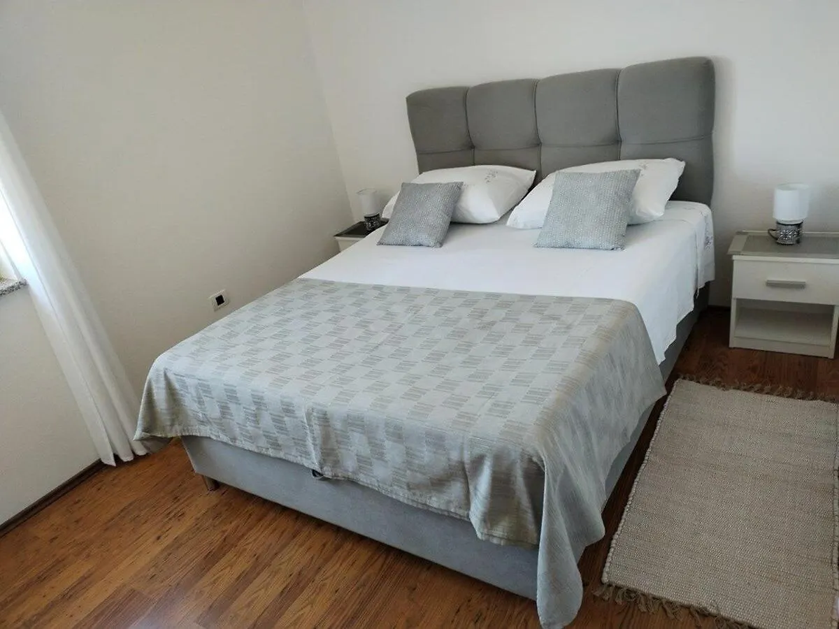 Holiday home Casa Lakvere Pula Croatia